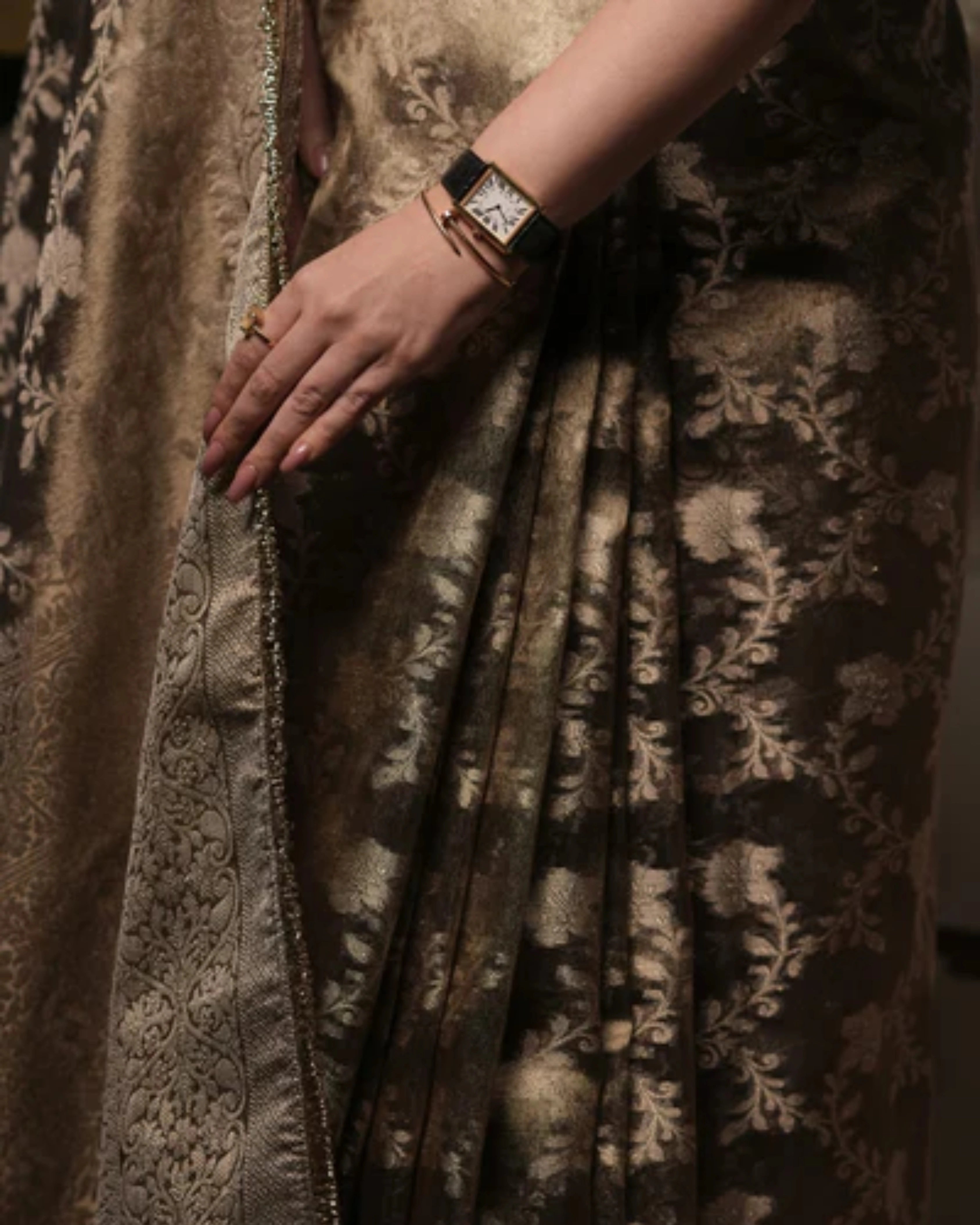 Grey Banarasi Silk Saree with Pure Gold Zari Floral Weaving and Matching Checked Blouse