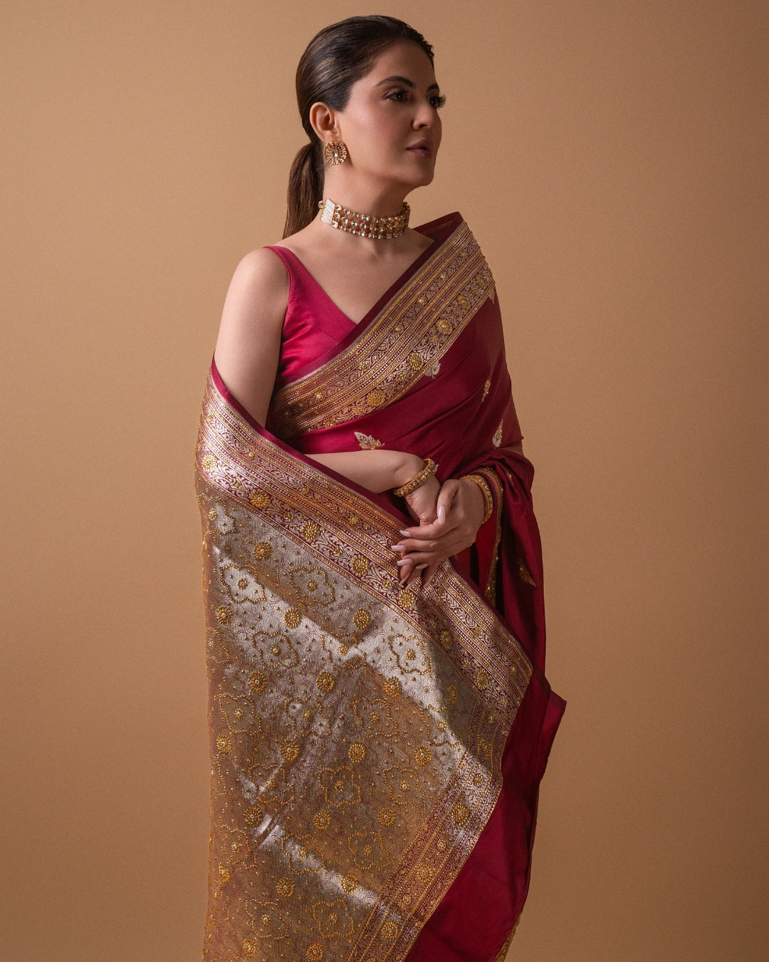 Maroon Pure Banarasi Silk Saree with All-Over Gold Zari Border Floral Leaf Design and Matching Blouse