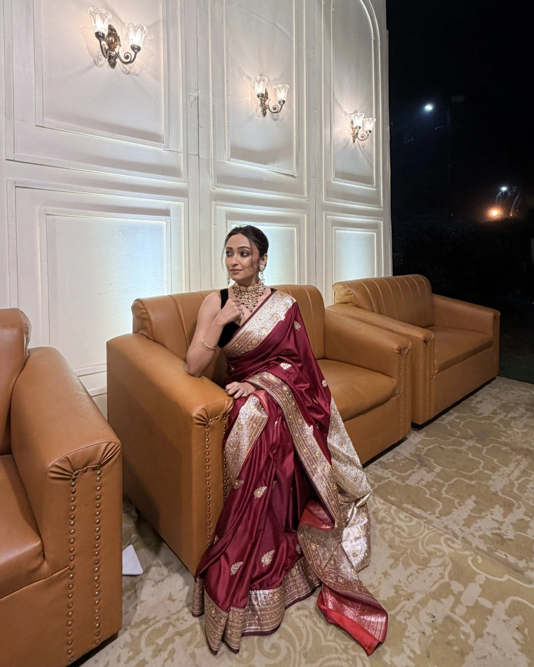 Maroon Pure Banarasi Silk Saree with All-Over Gold Zari Border Floral Leaf Design and Matching Blouse